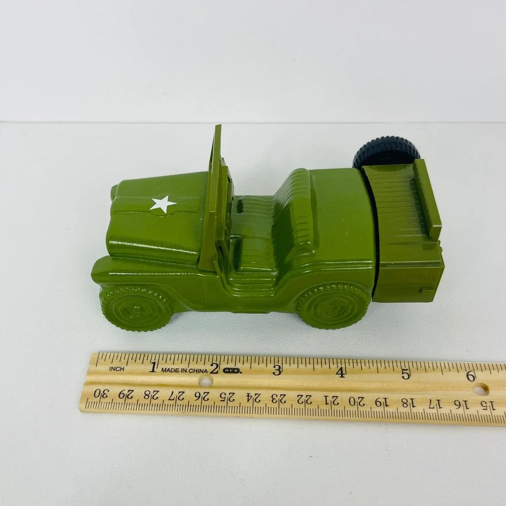 Avon Army Jeep Decanter Wild Country After Shave Green Military Star Vintage